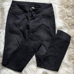 Maurice’s size M-S light rip black jeggings